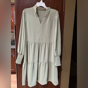 Women’s Tiered Midi Dress in Sage Green